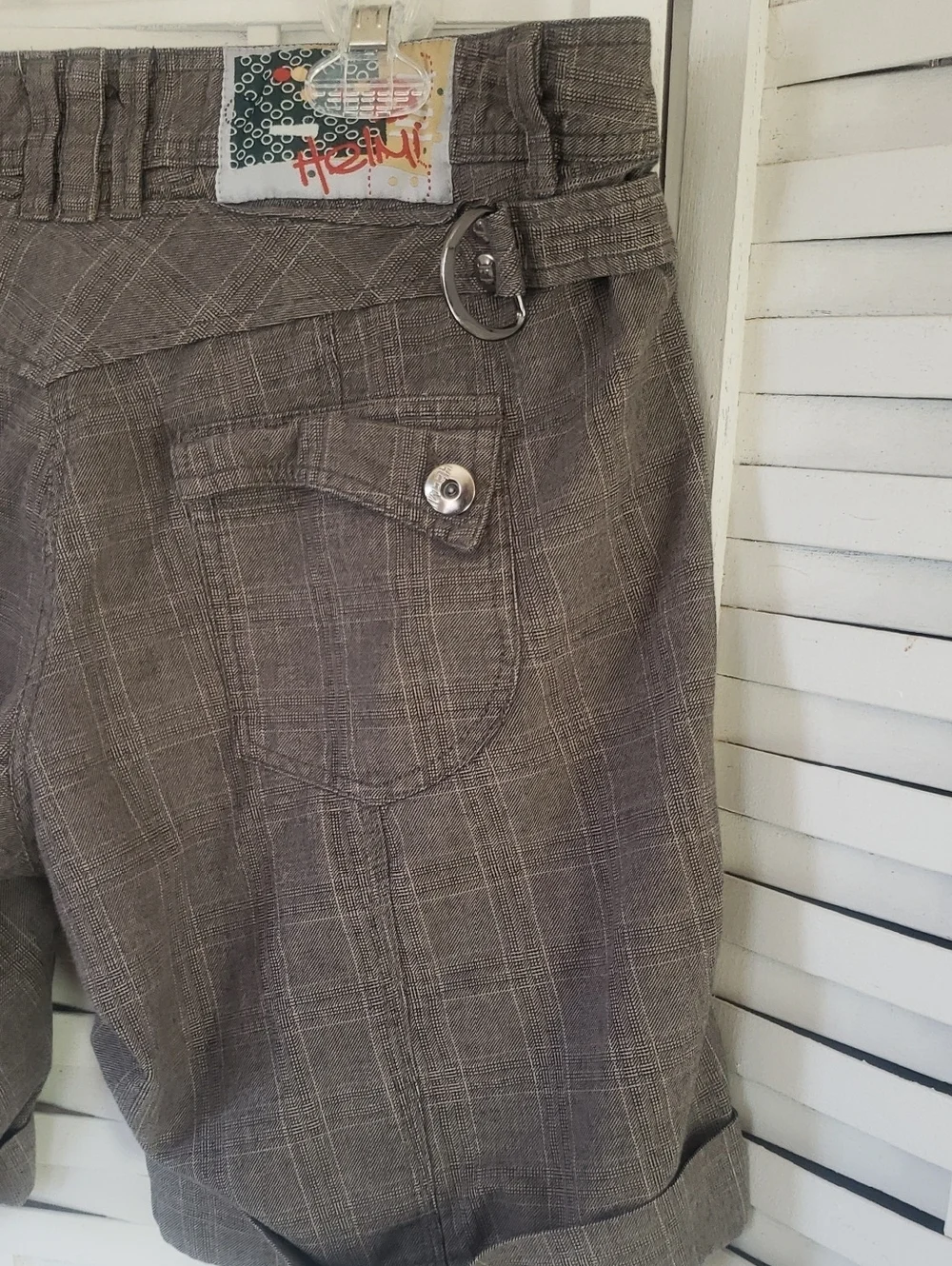 Helmi Women’s Gray Plaid  Casual Rolled-Hem Shorts Size XL